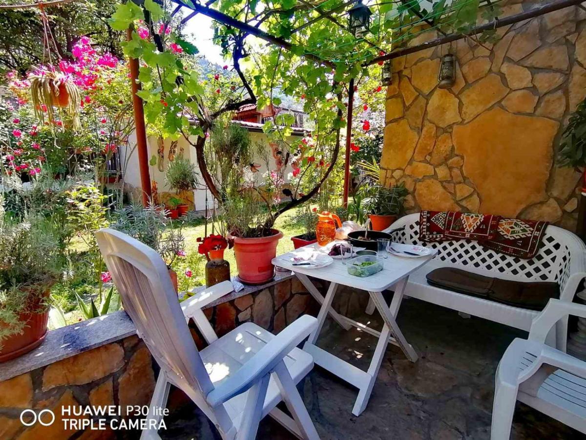Modern&Cozy Bosnian House With Garden+Free Parking Hotel Saraievo Exterior foto