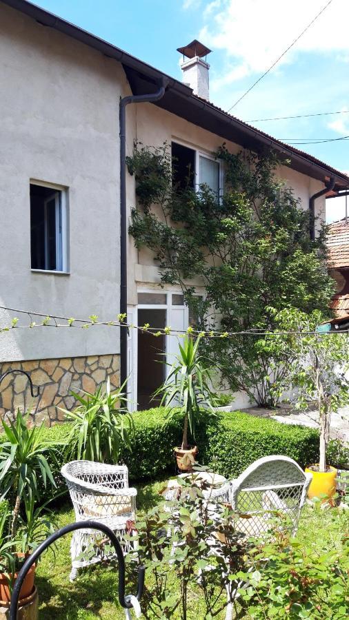 Modern&Cozy Bosnian House With Garden+Free Parking Hotel Saraievo Exterior foto