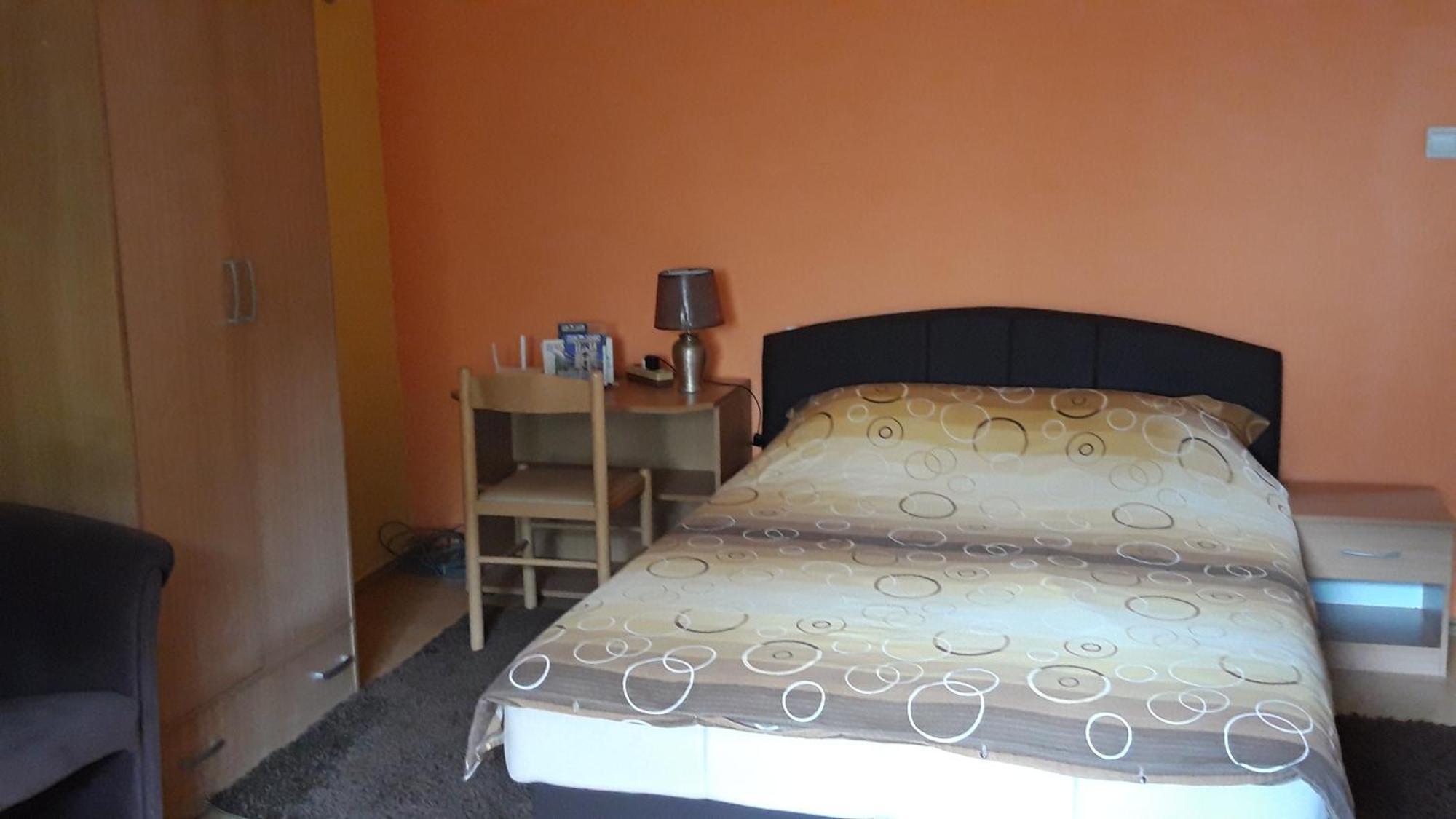 Modern&Cozy Bosnian House With Garden+Free Parking Hotel Saraievo Quarto foto